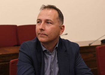 Περιοδεία του βουλευτή του ΚΚΕ Βασίλη Μεταξά στην Καλαμπάκα