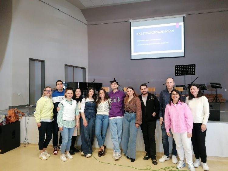 Οκτώ απόφοιτοι του Μουσικού Σχολείου επέστρεψαν στο διδακτήριο και είχαν πολλά να πουν
