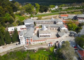 Η ιστορική Μονή Παναγίας Εικοσιφοινίσσης (βίντεο)