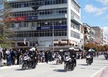 Τρίκαλα: Κλικ στην παρέλαση της 25ης Μαρτίου