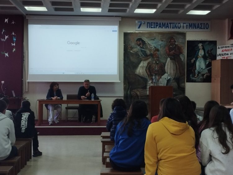 Επίσκεψη του Αντιδημάρχου Παιδείας, κ. Μ. Λάππα, στο 7ο Πειραματικό Γυμνάσιο Τρικάλων