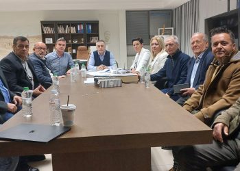 Σύσκεψη στην Περιφέρεια Θεσσαλίας για την οδική σύνδεση Βερδικούσιας – Αγρελιάς