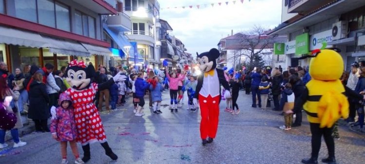 Το αδιαχώρητο στο «Πορτινό Καρναβάλι» & φέτος (βίντεο/φωτό)