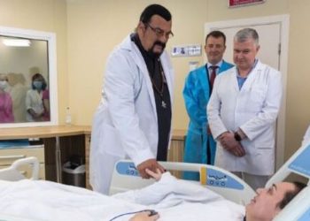 Στίβεν Σιγκάλ για την επίθεση στη Μόσχα: «Τρομερή τραγωδία» – Επισκέφθηκε τραυματίες