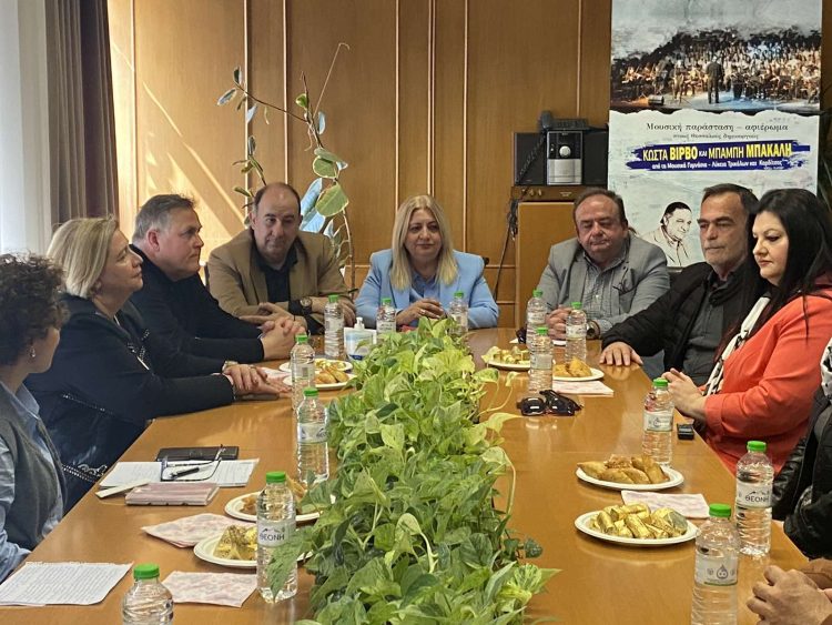 Αφιέρωμα στους Θεσσαλούς δημιουργούς Κ. Βίρβο και Μπ. Μπακάλη από τα Μουσικά Γυμνάσια – Λύκεια Τρικάλων και  Καρδίτσας