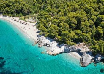 Σκόπελος: Στα 9 «μυστικά» νησιά της Μεσογείου για τους Γερμανούς-Ρεκόρ αφίξεων το 2023
