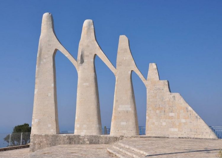 Μνημείο Ζαλόγγου: Οι Ηρωίδες Σουλιώτισσες (βίντεο)