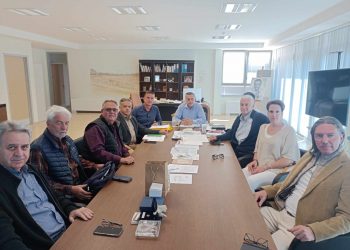 Με το Δ.Σ. της ΕΝΟΑΘΕ o Περιφερειάρχης