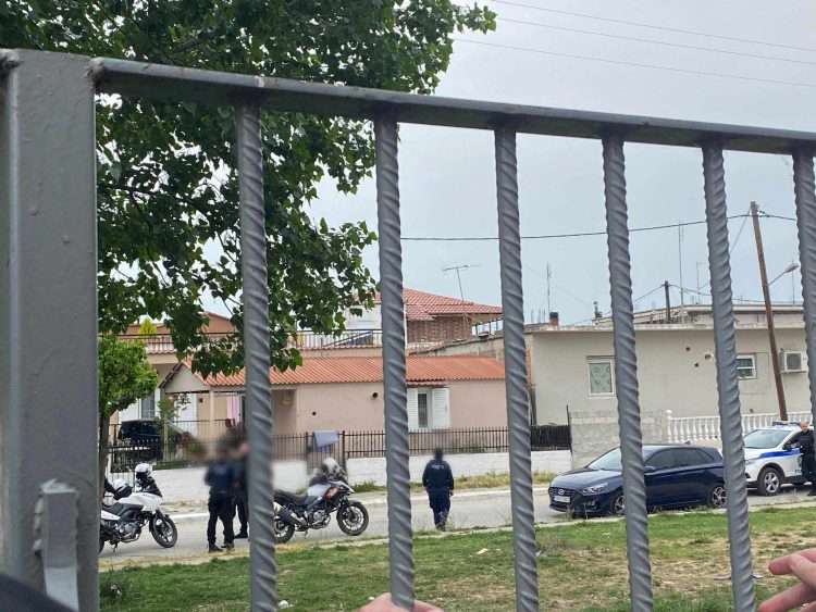 Άγριος καυγάς μεταξύ συγγενών σε γειτονιά των Τρικάλων