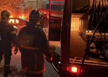 Λαμπάδιασε αγροτικό αυτοκίνητο στο κέντρο της Καλαμπάκας
