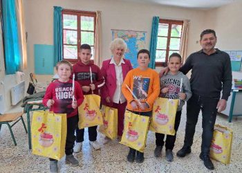 Κοντά στα παιδιά της Αργιθέας ο Σύλλογος Αργιθεατών Τρικάλων
