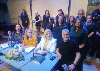 Μια απίστευτη βραδιά για την παρουσίαση του νέου βιβλίου του Σπύρου Πετρουλάκη στα Τρίκαλα