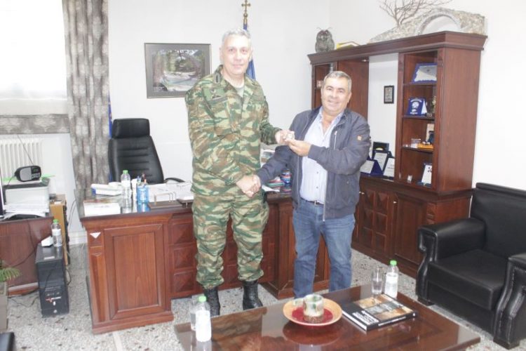 Με τον Κώστα Μαράβα συναντήθηκε ο νέος διοικητής της ΣΜΥ