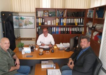 Υπογραφή σύμβασης έργου «Μεταφορά φερτών υλικών και απορριμμάτων από πλημμύρα»