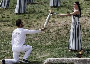 Ολυμπιακοί Αγώνες: Η Ελλάδα αποχαιρετά την Ολυμπιακή Φλόγα – Το πρόγραμμα της τελετής παράδοσης