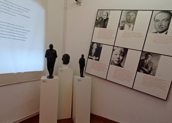 Ανακαλύπτοντας τον Μπέρτολτ Μπρέχτ: Ένα ταξίδι στην καρδιά του Επικού Θεάτρου στο Μουσείο του Άουγκσμπουργκ