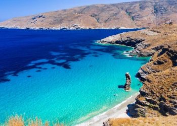 Άνδρος και Αλόννησος στα 15 μέρη της Ευρώπης με τις ομορφότερες παραλίες