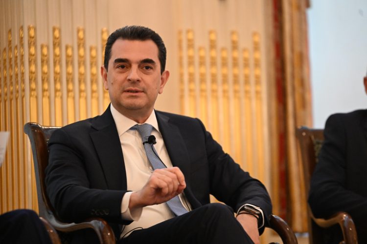 Ο Τρικαλινός Υπουργός Ανάπτυξης στο συνέδριο του «Economist Impact» στη Νέα Υόρκη – Συναντήθηκε και με τον Τζέφρι Πάιατ