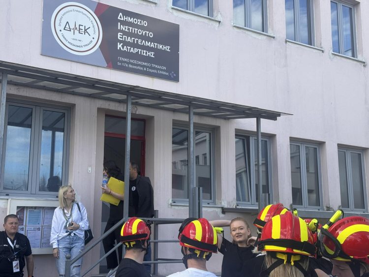 Σε άνθιση η Σχολή Ανώτερης Επαγγελματικής Κατάρτισης – Σ.Α.Ε.Κ του Γενικού Νοσοκομείου Τρικάλων | “Όλο και περισσότερες οι εγγραφές” μας λέει ο διευθυντής Βασίλης Κατσουγιάννης