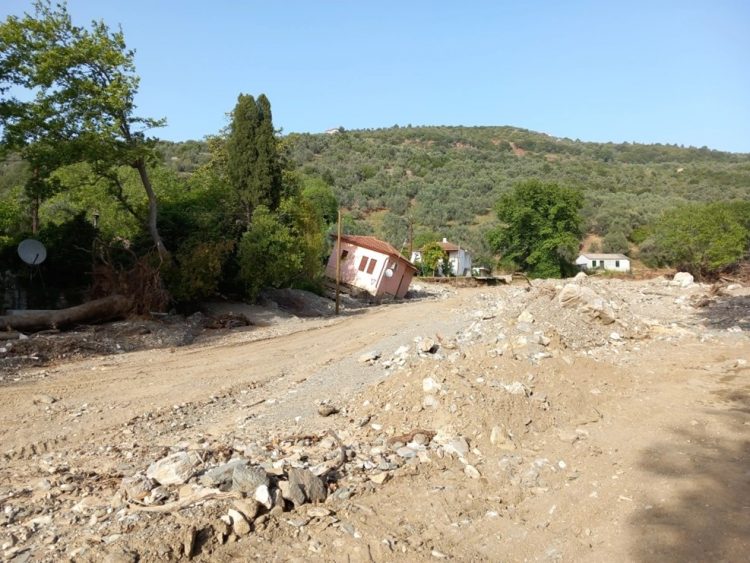 Περιοδεία Τ. Τσιαπλέ σε Μηλίνα και Πλατανιά του Νοτίου Πηλίου: 8 μήνες μετά τις πλημμύρες, παραμένουν ανοιχτές οι «πληγές»