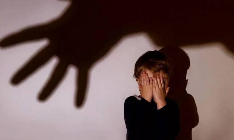 Αλεξανδρούπολη: Σε απολογία οι δύο βρεφονηπιοκόμοι που καταγγέλλονται ότι έκλειναν 3χρονα σε αποθήκη
