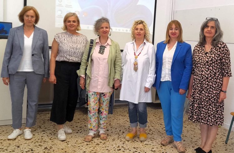 Παρουσίαση Συνθετικών Δημιουργικών Εργασιών μαθητών/τριών του 9ου Γυμνασίου Τρικάλων