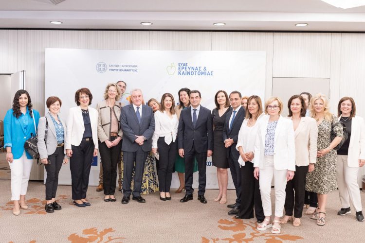 300 εκ. ευρώ για τη σύνδεση της έρευνας και της καινοτομίας με τη βιομηχανία και την αγορά ανακοίνωσε ο  Κώστας Σκρέκας – Στις 6 Ιουνίου «ανοίγει» το νέο πρόγραμμα