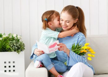 10 πράγματα που μόνο η μαμά κάνει και πρέπει να την ευχαριστείτε