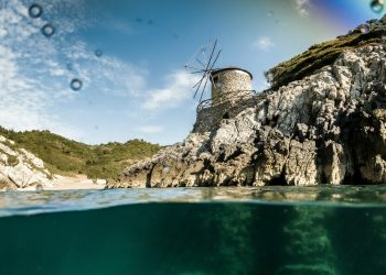 Η βρετανική Mirror ξεχώρισε την ονειρική Αλόννησο – Ιδανικός προορισμός
