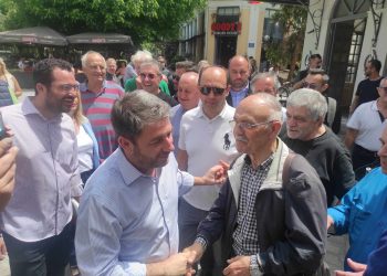 Στα Τρίκαλα ο Νίκος Ανδρουλάκης | Η Κυβέρνηση είναι ανίκανη να μοιράσει τα χρήματα των αποζημιώσεων | Αυστηρή κριτική από τον πρόεδρο του ΠΑΣΟΚ (φωτό-ΒΙΝΤΕΟ)