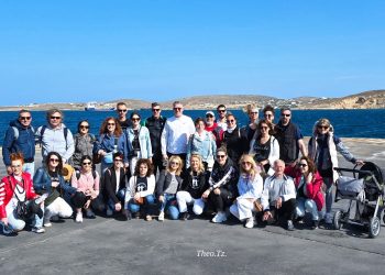 Ο χορός συνένωσε και πάλι τους αδελφοποιημένους Δήμους Τρικκαίων και Αντιπάρου