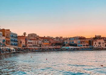 Χανιά: Μπήκαν στον πρώτο online σερβικό ταξιδιωτικό οδηγό – «Εξερευνήστε την Κρήτη»