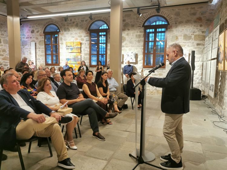 Συναισθήματα και Τέχνη στα εγκαίνια της έκθεσης “Ελλη, σ’ αγαπώ”
