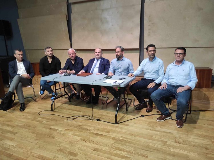 Τα Τρίκαλα επισκέφτηκε ο πρόεδρος της ΓΣΕΕΒΕ Γιώργος Καββαθάς