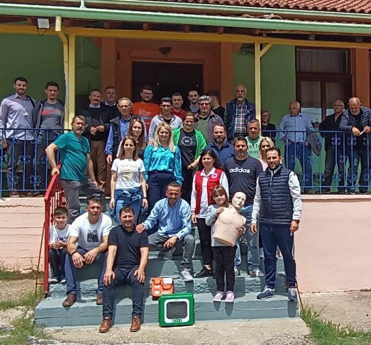 Παρουσίαση Πρώτων Βοηθειών και χρήση Αυτόματου Εξωτερικού Απινιδωτή στους κατοίκους της Τ.Κ. Γενεσίου