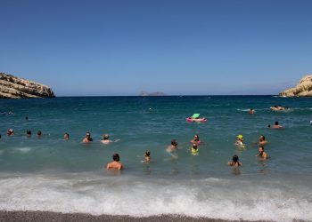 Κολυμπήστε άφοβα: Άριστης ποιότητας το 95,8% των ελληνικών θαλασσών σύμφωνα με έρευνα της ΕΕ