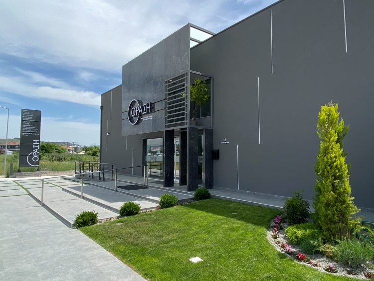 Στην κλινική ΟΡΑΣΗ το ΜΟΝΑΔΙΚΟ ΣΤΗΝ ΕΛΛΑΔΑ διαθλαστικό 𝗹𝗮𝘀𝗲𝗿 𝗧𝗘𝗡𝗘𝗢 𝗕𝗔𝗨𝗦𝗖𝗛+𝗟𝗢𝗠𝗕 για διόρθωση μυωπίας, υπερμετρωπίας, αστιγματισμού και πρεσβυωπίας