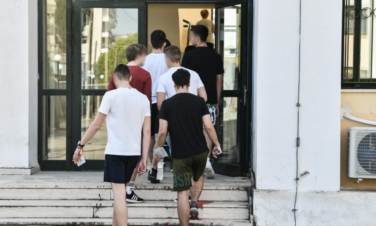 Πανελλήνιες εξετάσεις 2024: Στην τελική ευθεία οι μαθητές – Όλο το πρόγραμμα και οι ημερομηνίες