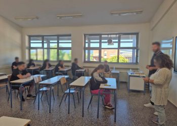 Βατά και ιδιαίτερα εύκολα τα θέματα των πανελλήνιων εξετάσεων των ΕΠΑ.Λ. (ΒΙΝΤΕΟ ΣΧΟΛΙΑΣΜΟΣ Φροντιστήριο Παιδεία)