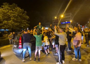Πράσινος θρίαμβος | Επικοί πανηγυρισμοί των φιλάθλων στα Τρίκαλα
