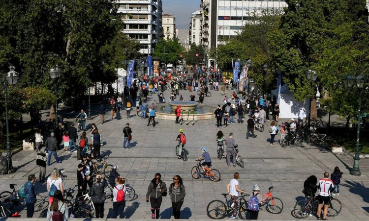 Παρβοϊος: Ειδικός εξηγεί τον τρόπο μετάδοσης του ιού, πώς εκδηλώνεται και πόσο επικίνδυνος είναι