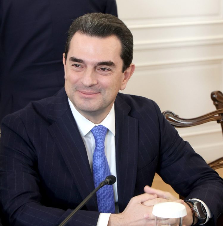 Το Αναστάσιμο Μήνυμα του Υπουργού Ανάπτυξης, Κώστα Σκρέκα