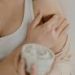 DIY: Φτιάξε μόνη σου αντιοξειδωτικό body scrub με πράσινο τσάι