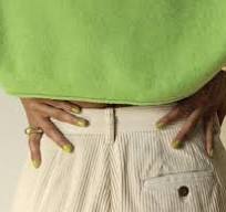 Summer manicure: 7 σχέδια σχέδια θα σε κάνουν να κλείσεις αμέσως ραντεβού στη μανικιουρίστ σου