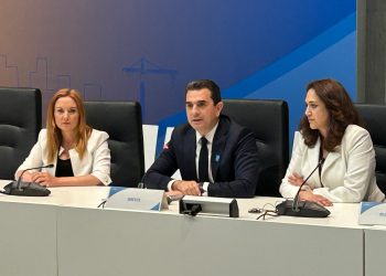 Στη «Διάσκεψη για την Ανάκαμψη της Ουκρανίας» στο Βερολίνο ο Υπουργός Ανάπτυξης Κώστας Σκρέκας