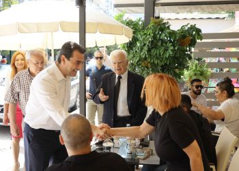 Σε Άρτα και Ηγουμενίτσα ο Κώστας Σκρέκας για τις Ευρωεκλογές – Συνομίλησε με πολίτες, συναντήθηκε με φορείς και επαγγελματίες