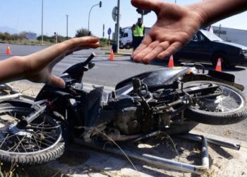 Λάρισα: Συγκλονίζει ο “Γολγοθάς” του – Κραυγή αγωνίας από τον 44χρονο που σώθηκε από θαύμα σε τροχαίο, αλλά δυσκολεύεται να επιβιώσει