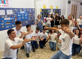 Παρουσίαση Πολιτιστικών Προγραμμάτων και Προγράμματος Αγωγής Υγείας του 9ου Γυμνασίου Τρικάλων