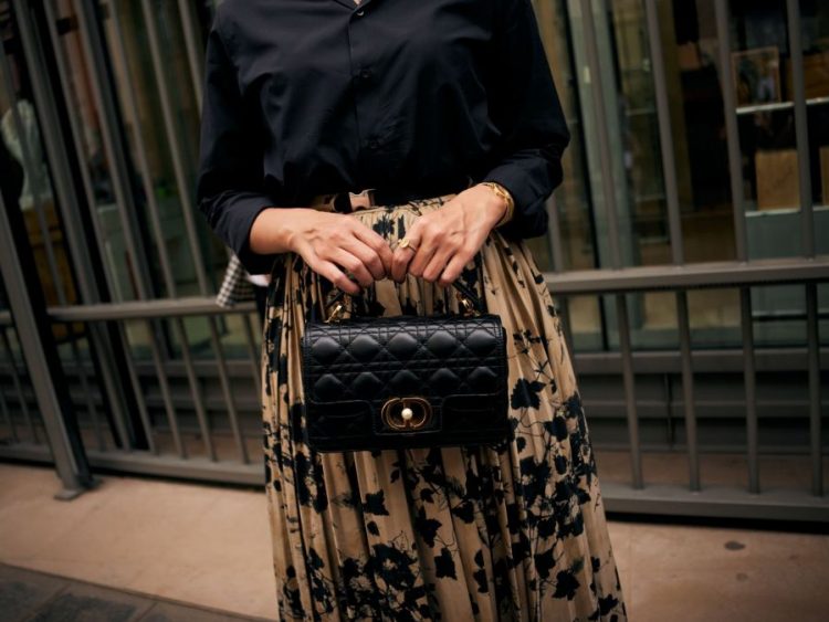 Αυτό είναι το νέο bag trend που θα φορέσουμε στην πόλη