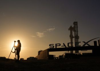 SpaceX: Τέταρτη δοκιμαστική πτήση για το Starship – Στόχος να επιστρέψει στη Γη χωρίς να διαλυθεί